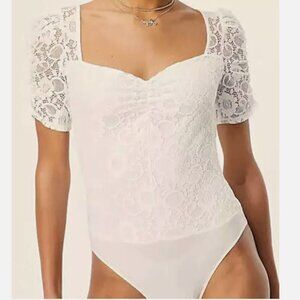 Lipsy London Women's Stretch Lace Short Sleeves Bow Back Bodysuit - 10